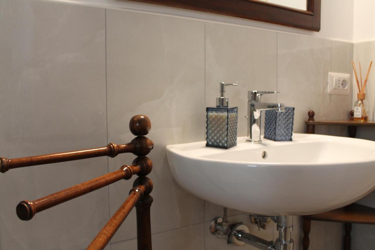Casa Hari Bed and Breakfast Salerno Buitenkant foto