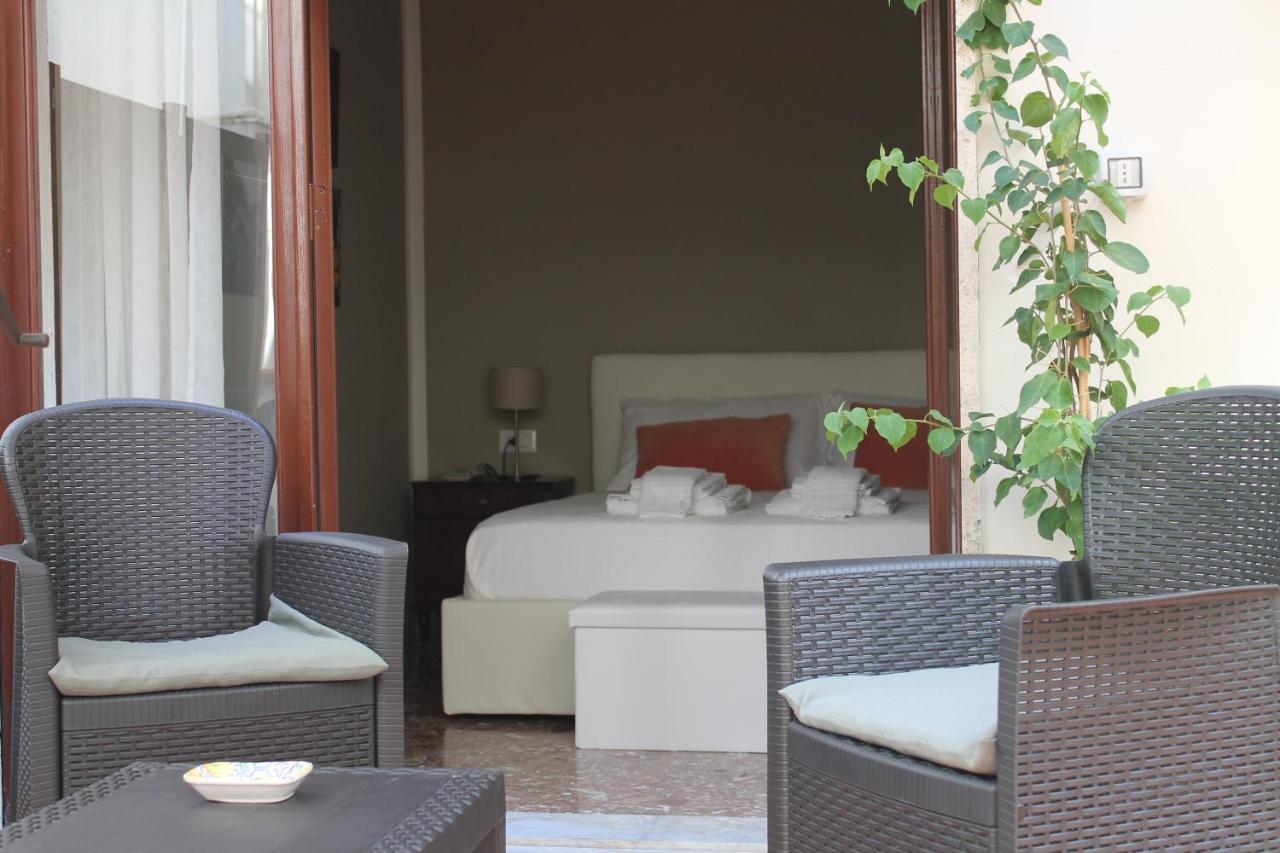 Casa Hari Bed and Breakfast Salerno Buitenkant foto